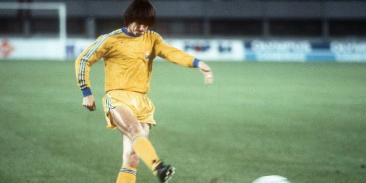 Când „Fiara” Lăcătuș n-a jucat pentru Steaua! „Atunci am ieșit golgheter, m-a ajutat mult Marius cu pase”