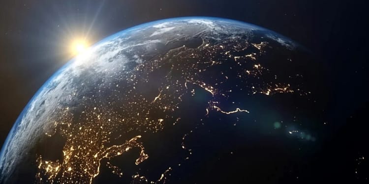 Se subtiază scutul magnetic care protejează Pământul. Suntem în pericol?