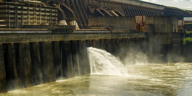 Baraj început acum 40 de ani, blocat din nou! România ține o investiție strategică „pe loc”, la 90% realizare