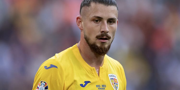 Tottenham îl condiționează pe Mircea Lucescu! Scenariul în care Radu Drăgușin ar putea reveni la națională