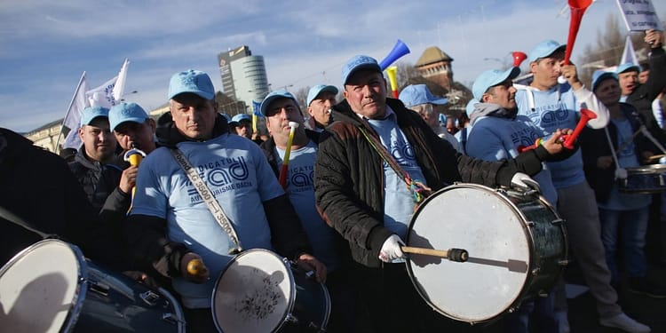 Un nou protest al sindicaliștilor BNS în fața Guvernului, împotriva politicilor fiscale