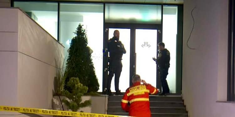 Dosarul privind moartea fetiţei de doi ani într-o clinică stomatologică, preluat de Parchetul de pe lângă Tribunalul Bucureşti