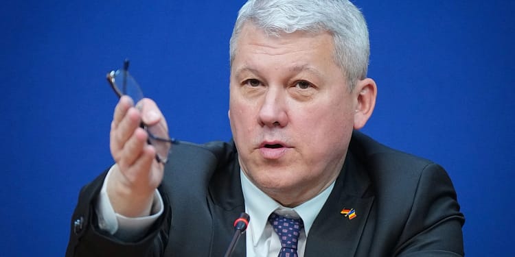 VIDEO Revoluție în MAI