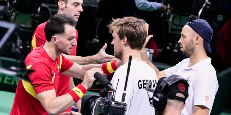 Spania câștigă semifinala de Cupa Davis cu Germania, scor 2-1, şi va juca finala, cu Italia