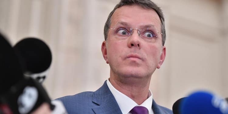 Ionuț Moșteanu a demisionat / Update: Ilie Bolojan și Dominic Fritz, reacții. Cine îi ia locul