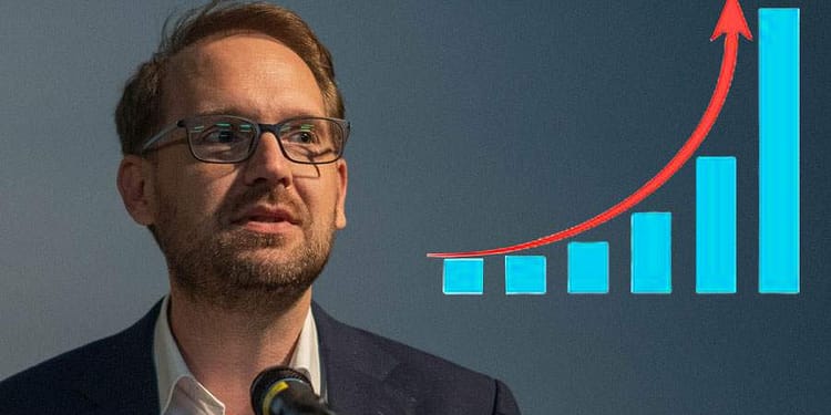 Suveraniștii sunt idioți! Cota lui Fritz a ajuns la 80% după acuzația că a interzis colindele