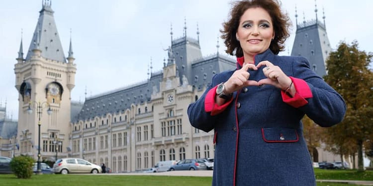 Iulia Scântei nu e singura judecătoare CCR care a ieșit în evidență prin ținute / foto în articol