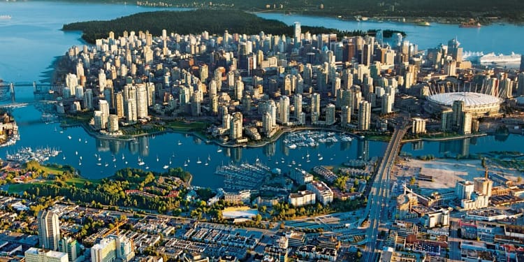 Vancouver găzduiește primul Festival de Film Românesc din Canada, inaugurat de Ziua Națională a României