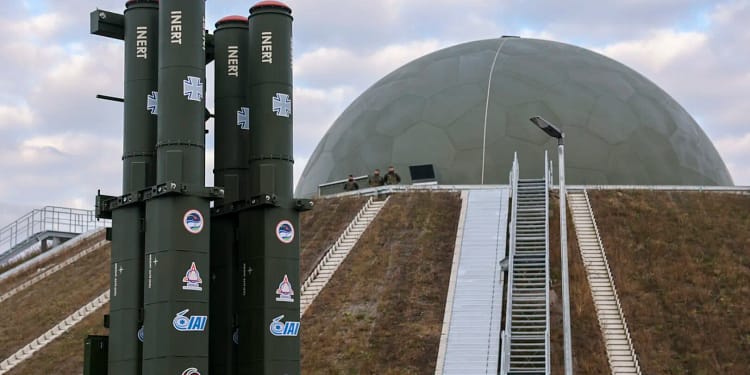 VIDEO Germania ridică celebrul scut Arrow: Este desfășurat pentru prima oară în afara Israelului